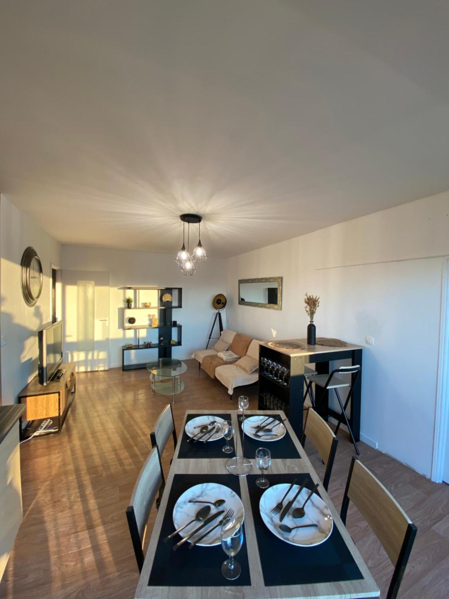Appartement Spacieux - 10' Gare أنجير المظهر الخارجي الصورة